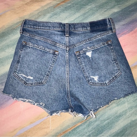 Abercrombie & Fitch the mom short high rise size 4 / 27 blue denim shorts - Picture 3 of 6